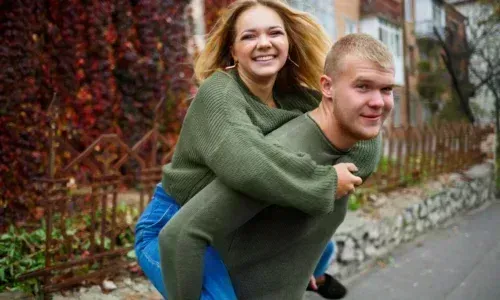 Почему мы привыкаем к игнору: механизм эмоционального привыкания к боли