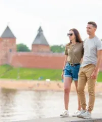 Роль обесценивания в отношениях: как понять, что вами манипулируют